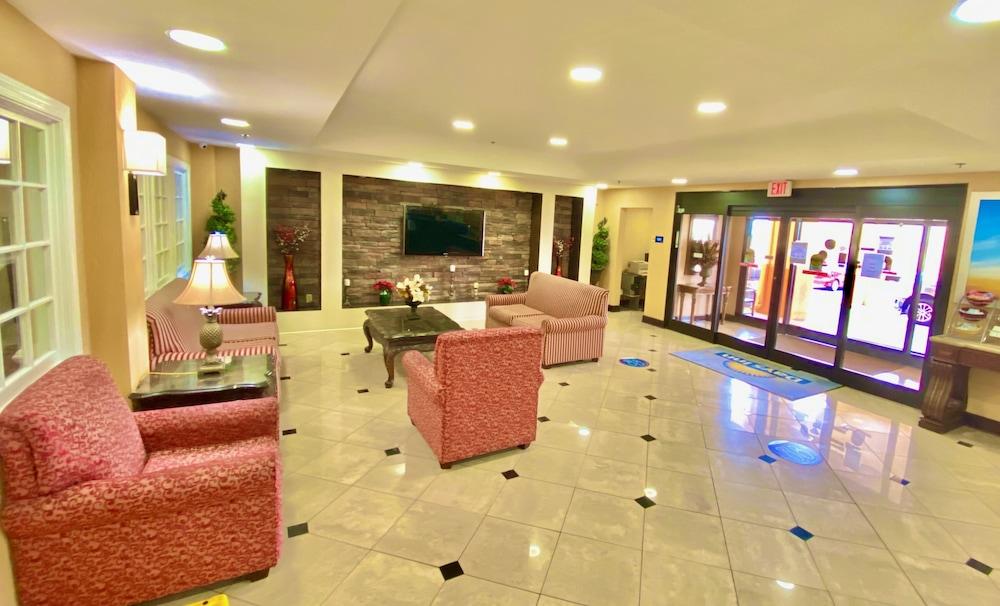 Days Inn & Suites By Wyndham Prattville-Montgomery Eksteriør billede