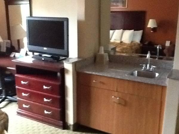 Days Inn & Suites By Wyndham Prattville-Montgomery Eksteriør billede