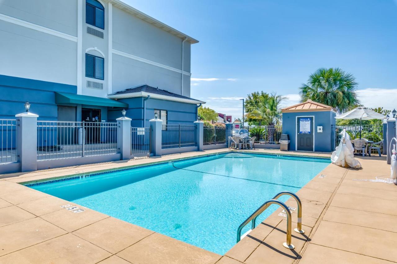 Days Inn & Suites By Wyndham Prattville-Montgomery Eksteriør billede