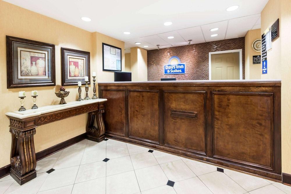 Days Inn & Suites By Wyndham Prattville-Montgomery Eksteriør billede