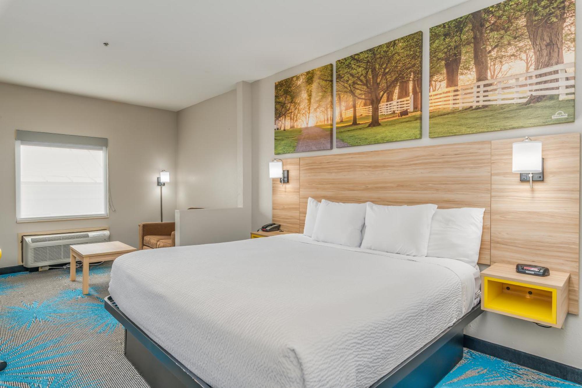 Days Inn & Suites By Wyndham Prattville-Montgomery Eksteriør billede