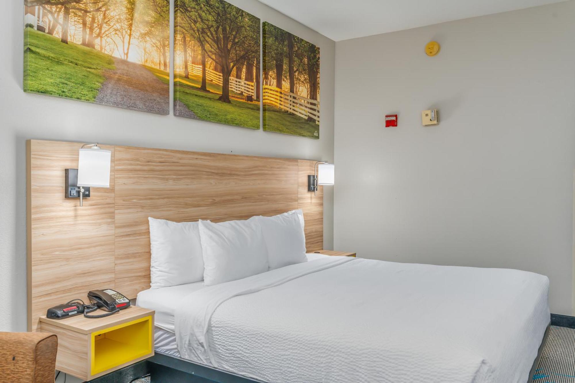 Days Inn & Suites By Wyndham Prattville-Montgomery Eksteriør billede