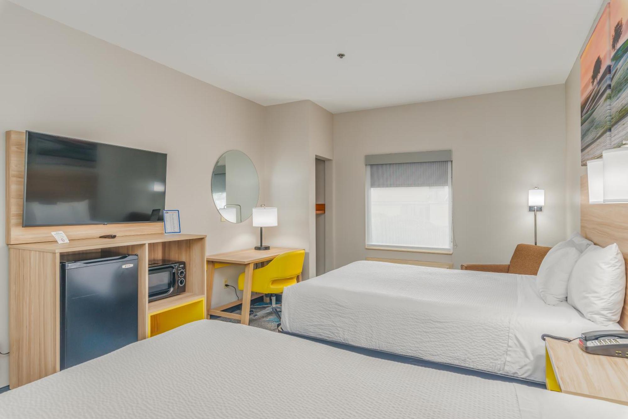 Days Inn & Suites By Wyndham Prattville-Montgomery Eksteriør billede