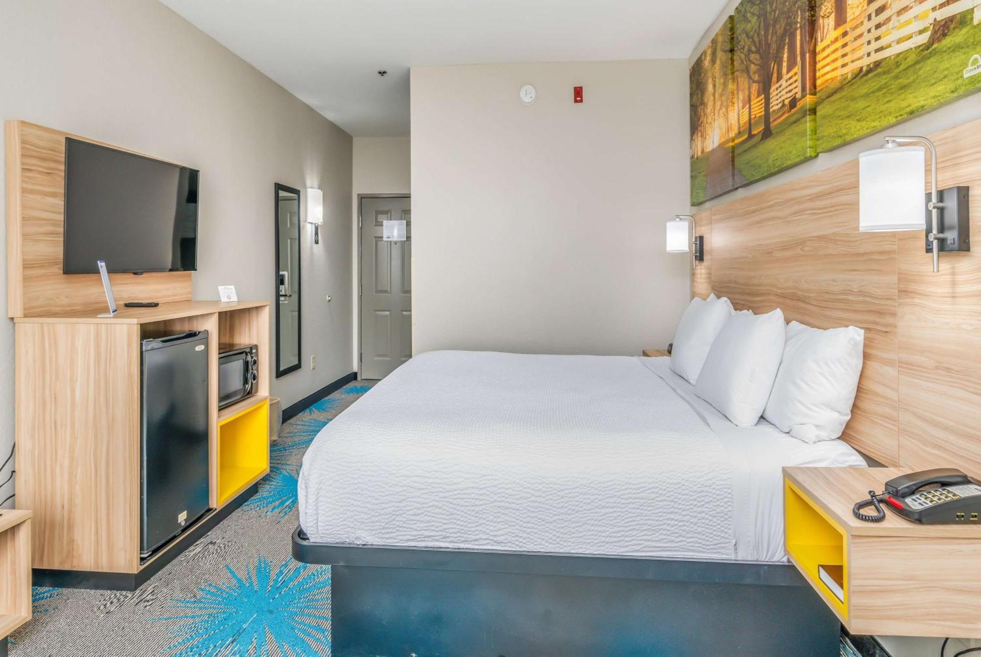 Days Inn & Suites By Wyndham Prattville-Montgomery Eksteriør billede