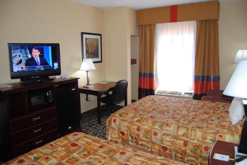 Days Inn & Suites By Wyndham Prattville-Montgomery Eksteriør billede